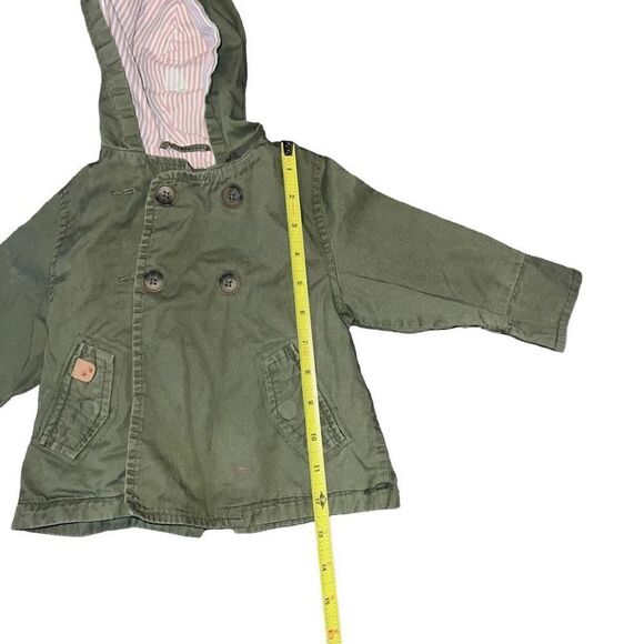 ZARA Zebra Green Lightweight Jacket W/ Hoodie Size 9/12 80 Months - Picture 4 of 6